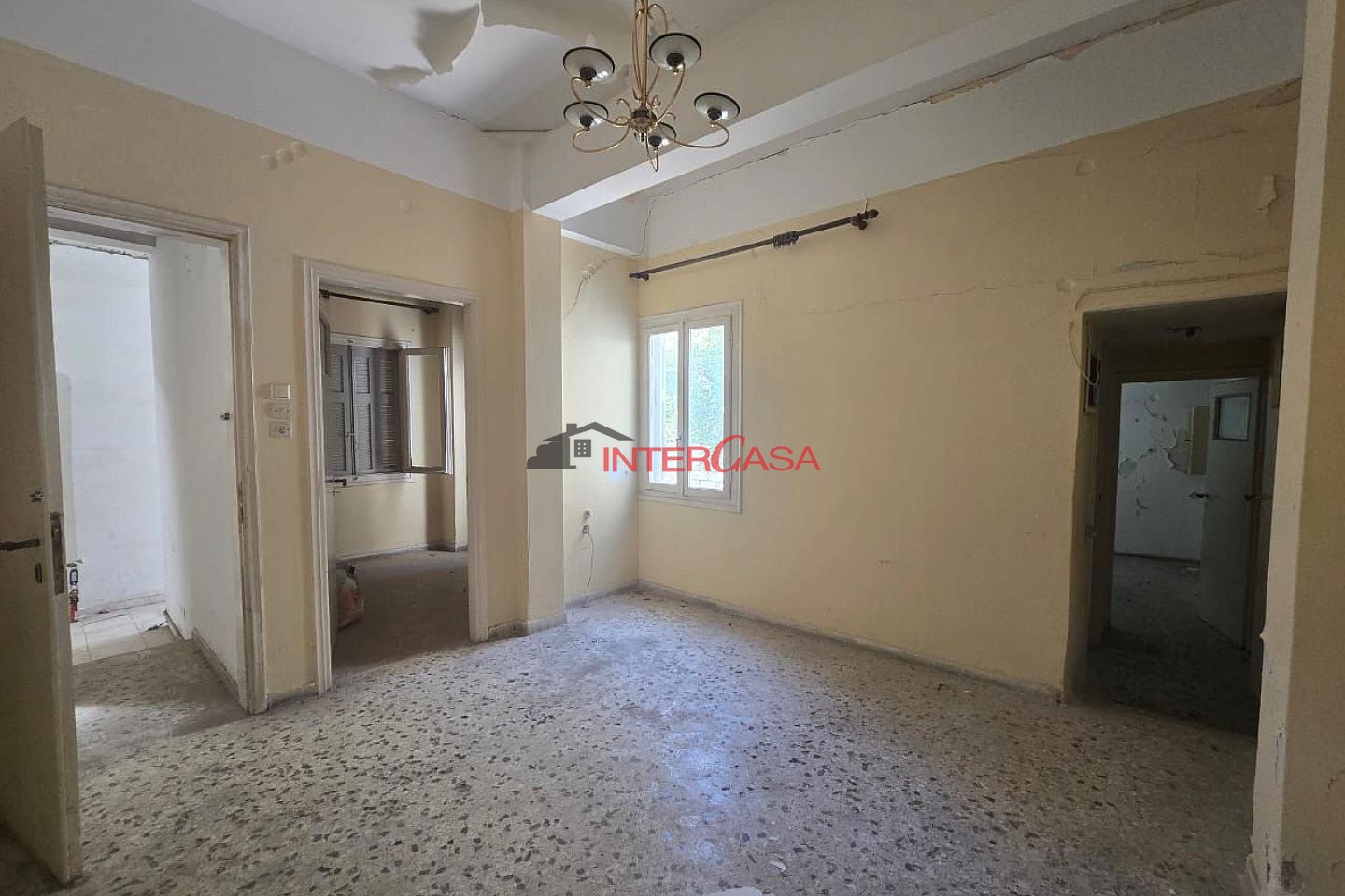property-img