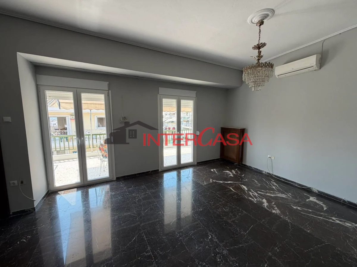 property-img